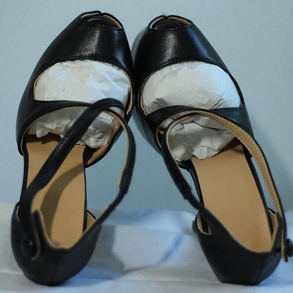 Sexy Platform Cross Strap Peeptoe - Picture 10 of 10